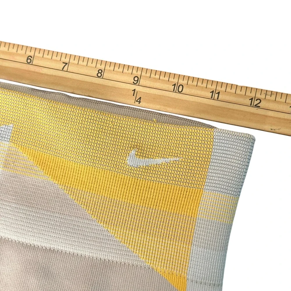 Nike Sculpt Lux Leggings Womens M Yellow‎ Geometric Knit Seamless High Rise Yoga